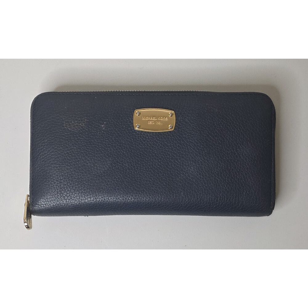 Michael Kors Jet Set Travel Continental Blue Pebbled Leather Zip-Around Wallet